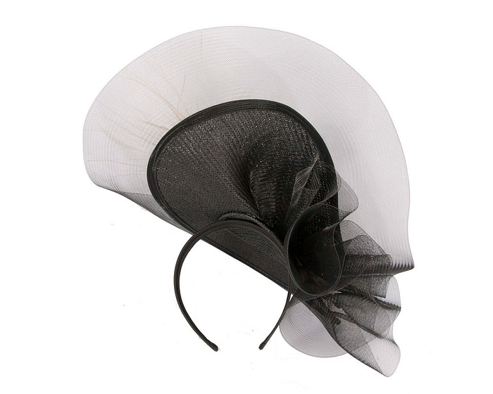 Tall black fascinator by Fillies Collection - Image 5