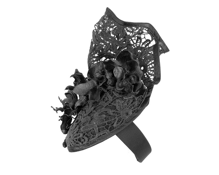 Black lace covered pillbox fascinator. - Image 3