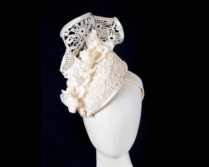 Cream lace covered pillbox fascinator