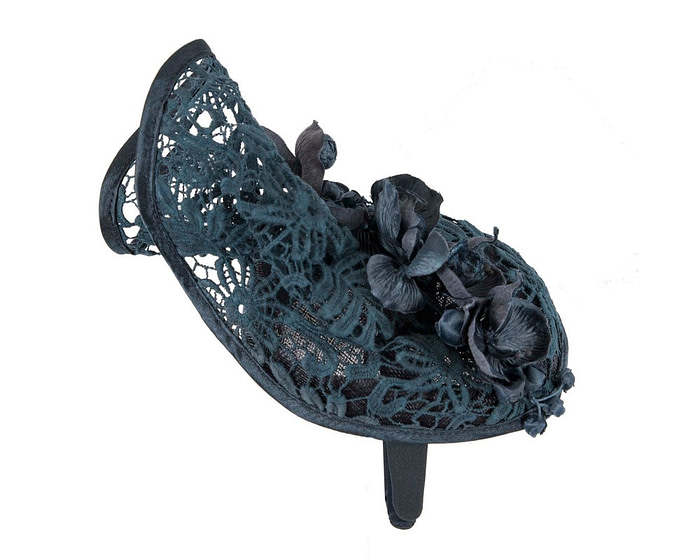 Navy lace covered pillbox fascinator - Image 4