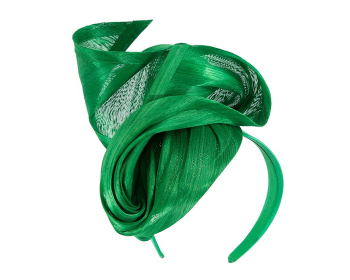 Green designers racing fascinator by Fillies Collection - Image 2