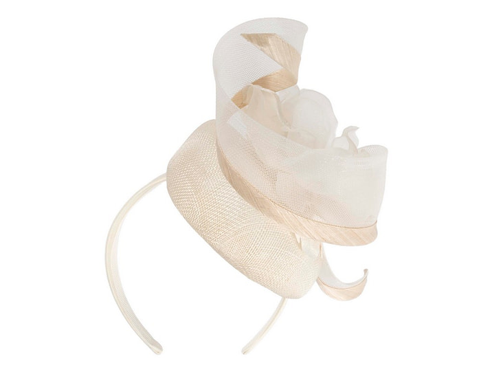 Cream pillbox fascinator with flower by Fillies Collection - Image 6