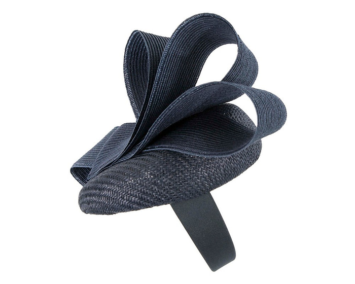 Navy pillbox fascinator by Fillies Collection S286 - Image 3