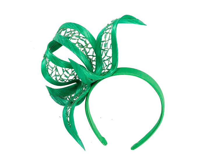 Exclusive green fascinator by Cupids Millinery Melbourne - Image 2