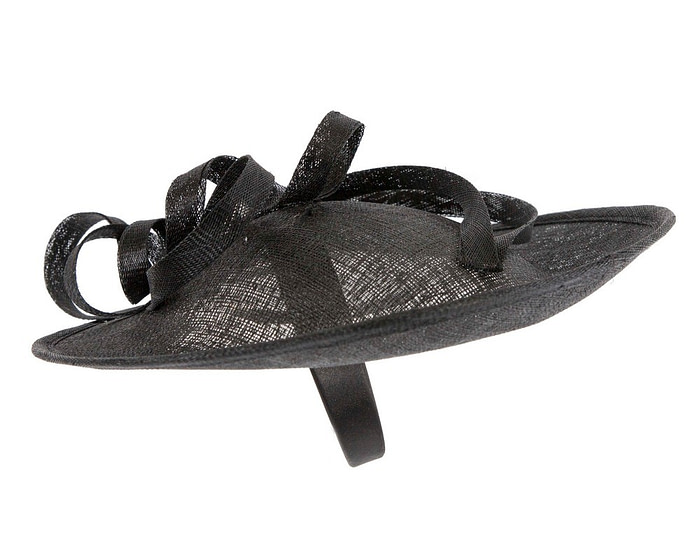 Large black sinamay plate fascinator - Image 3