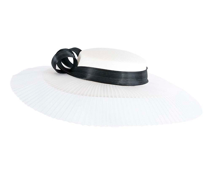 Large white & black boater hat by Fillies Collection - Image 6