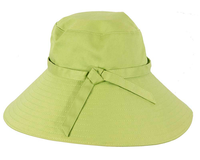 Green ladies summer hat by Betmar - Image 4