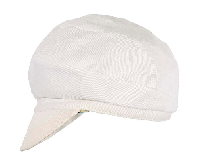 Ladies summer white newsboy cap by Betmar New York - Image 2