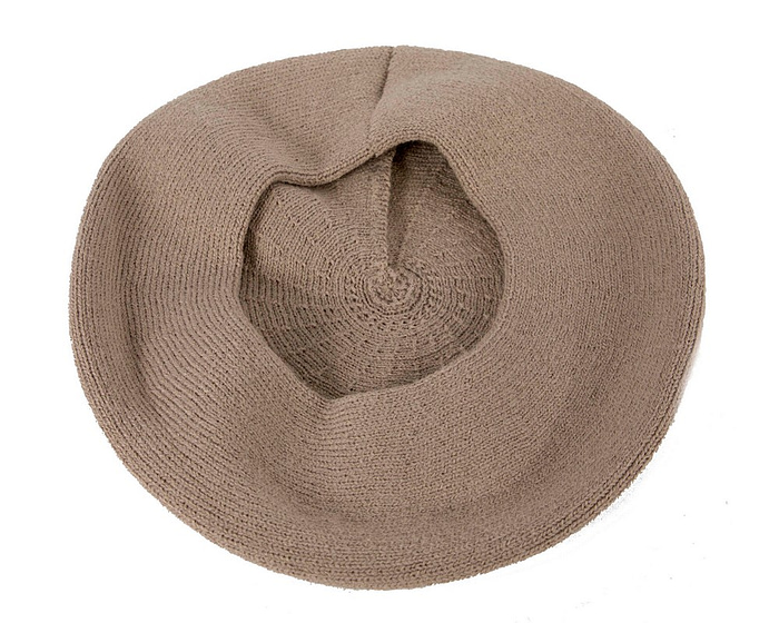 Classic woven beige beret by Max Alexander - Image 4