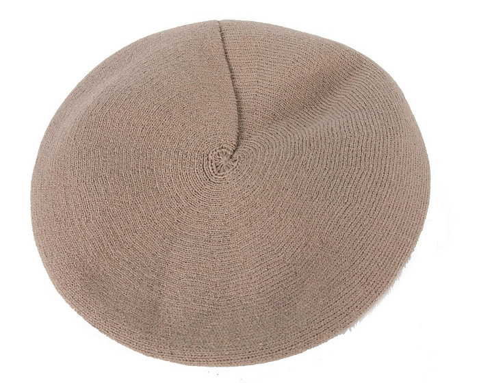 Classic woven beige beret by Max Alexander - Image 2