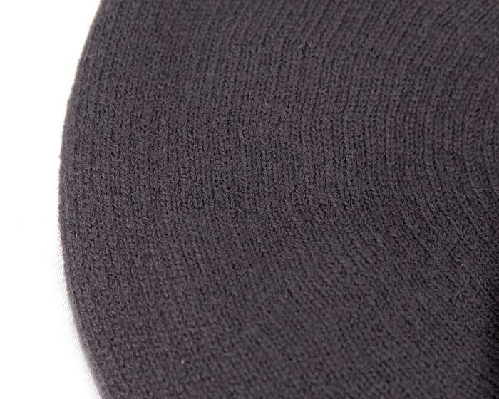 Classic woven dark grey beret by Max Alexander JR014 - Image 3