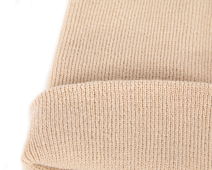 Warm European made beige beanie - Image 3