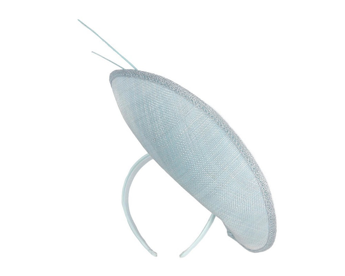 Large light blue sinamay fascinator by Max Alexander - Image 4