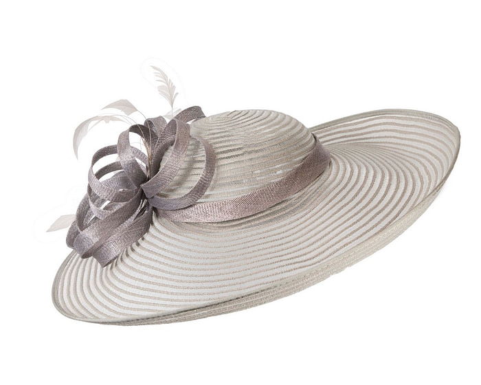 Wide brim silver ladies fashion hat - Image 2