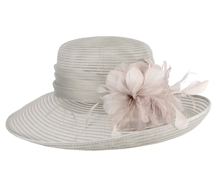 Silver ladies fashion hat - Image 3