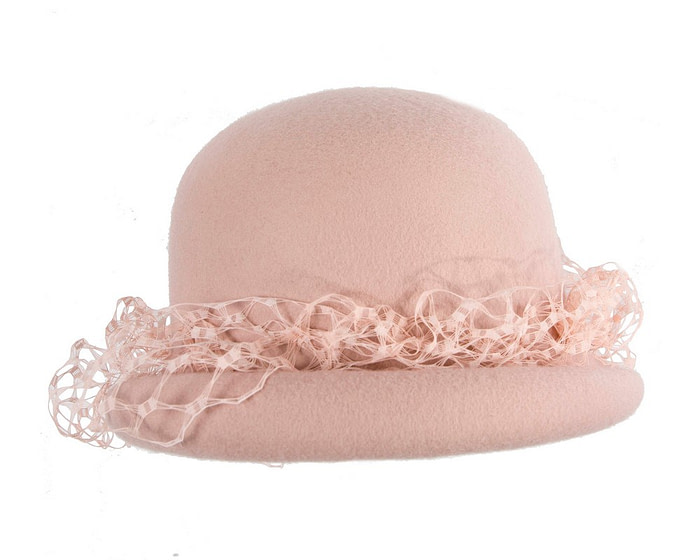 Blush winter felt cloche hat with face veil - Image 3