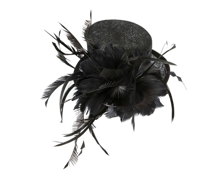 Black sinamay and feathers fascinator - Image 4