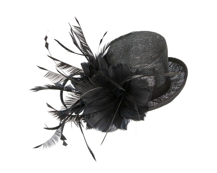 Black sinamay and feathers fascinator - Image 2