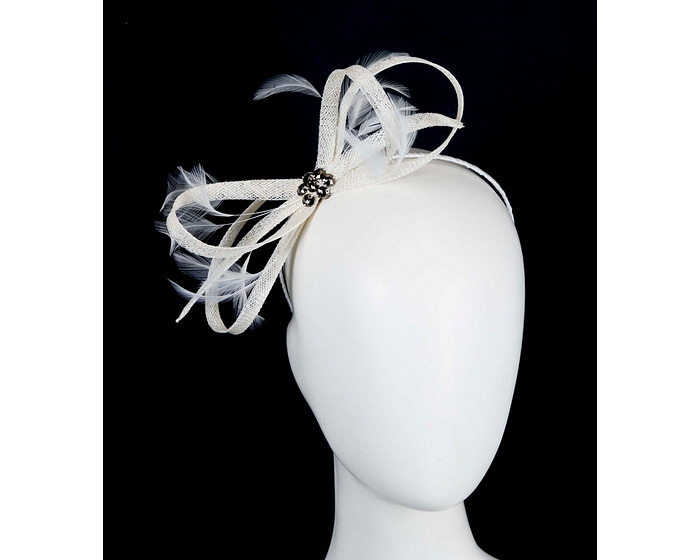 Cream sinamay loops and feathers fascinator