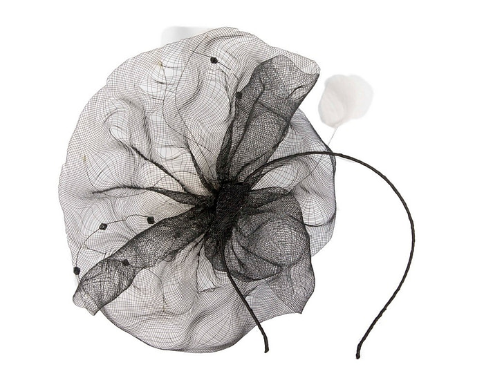 Large black fascinator with white flower - Image 4