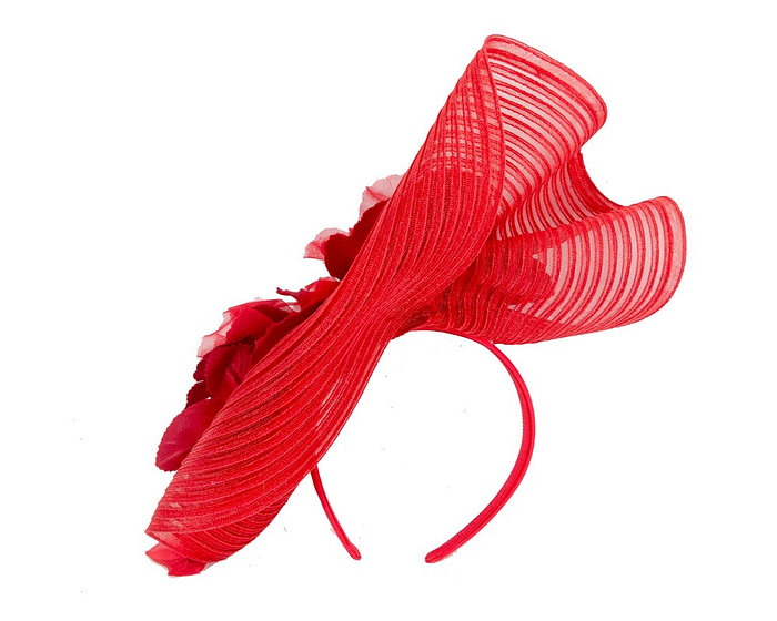 Large red racing fascinator with flowers by Fillies Collection - Image 4