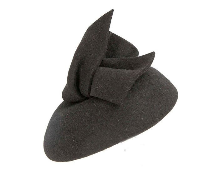 Black felt winter racing pillbox fascinator - Image 3