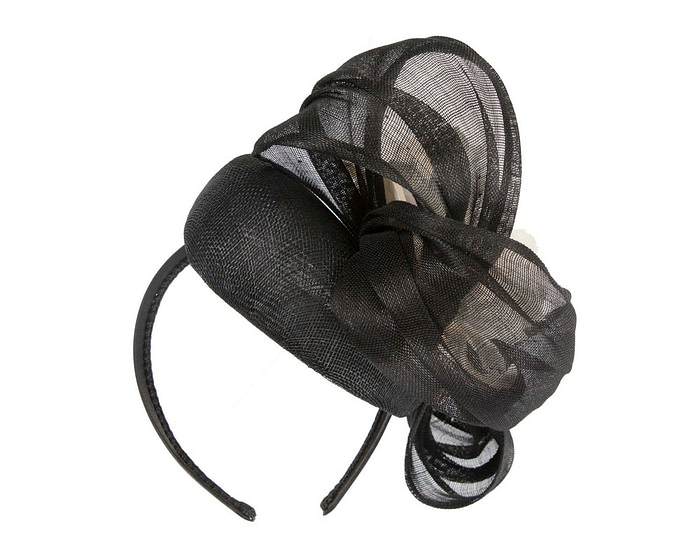 Astonishing black & cream pillbox racing fascinator by Fillies Collection - Image 6