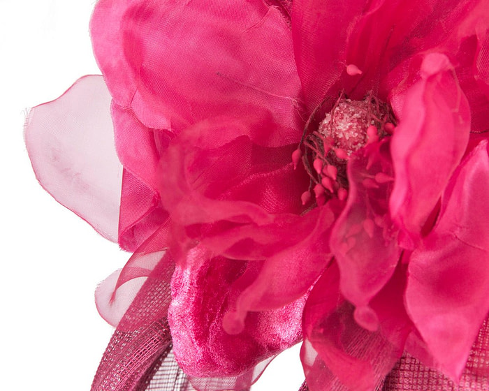 Astonishing fuchsia pillbox racing fascinator by Fillies Collection - Image 3