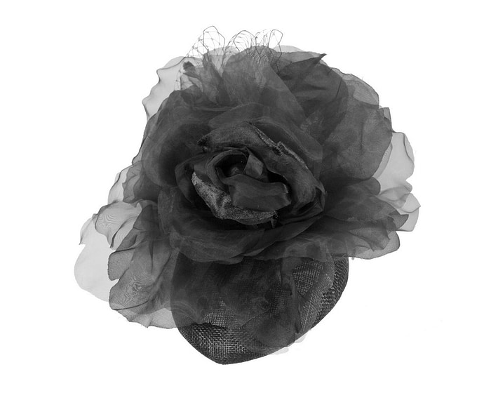 Black flower pillbox fascinator by Fillies Collection - Image 2