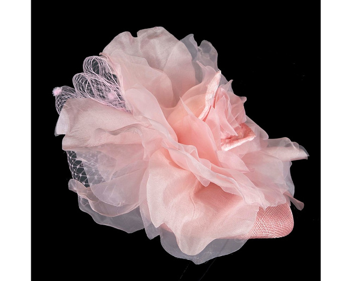 Pink flower pillbox fascinator by Fillies Collection - Image 4