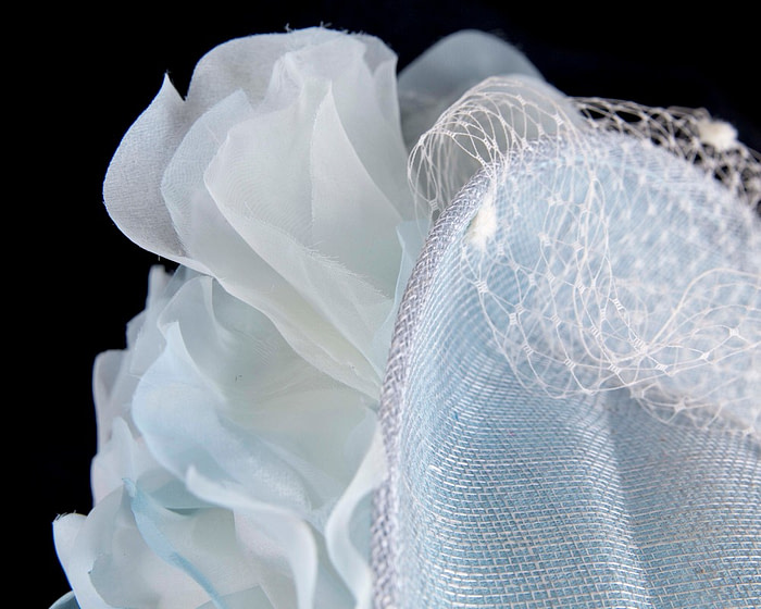 Exclusive light blue fascinator by Fillies Collection - Image 4