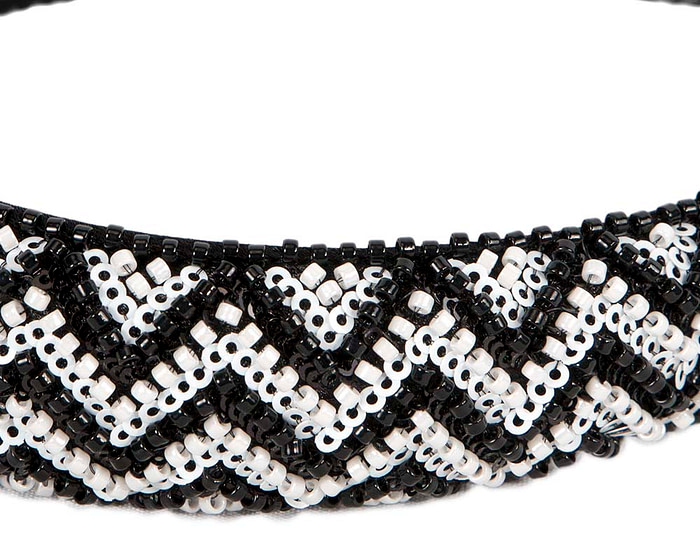 Shiny white and black  headband - Image 3