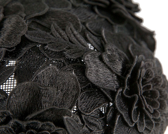 Chic Black Floral Lace Beret - Image 4