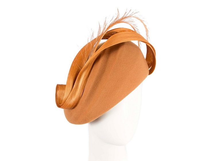 Rust winter felt beret by Fillies Collection