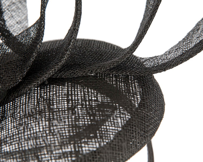 Sculpted black sinamay fascinator by Max Alexander - Image 5