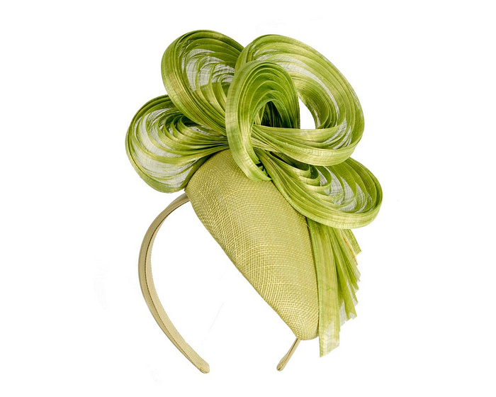 Exclusive lime green pillbox fascinator by Fillies Collection - Image 2
