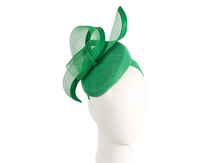 Green pillbox fascinator by Fillies Collection