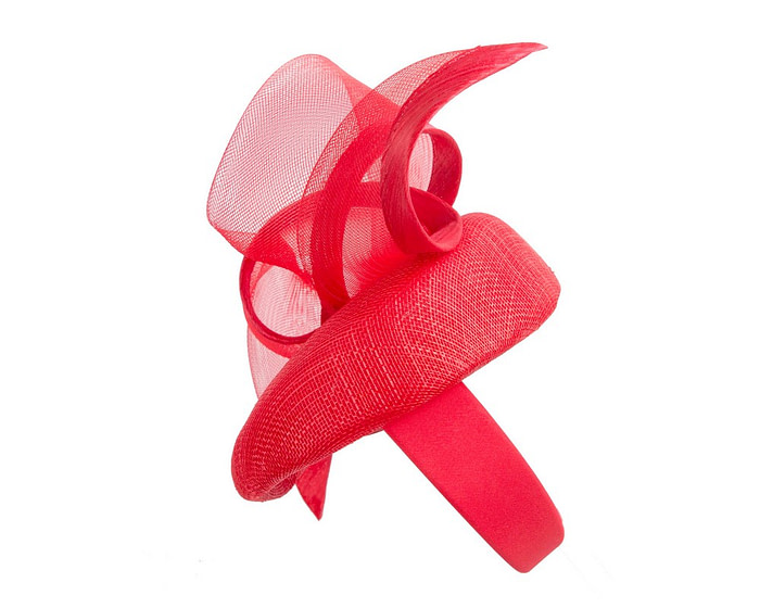 Red pillbox fascinator by Fillies Collection - Image 4