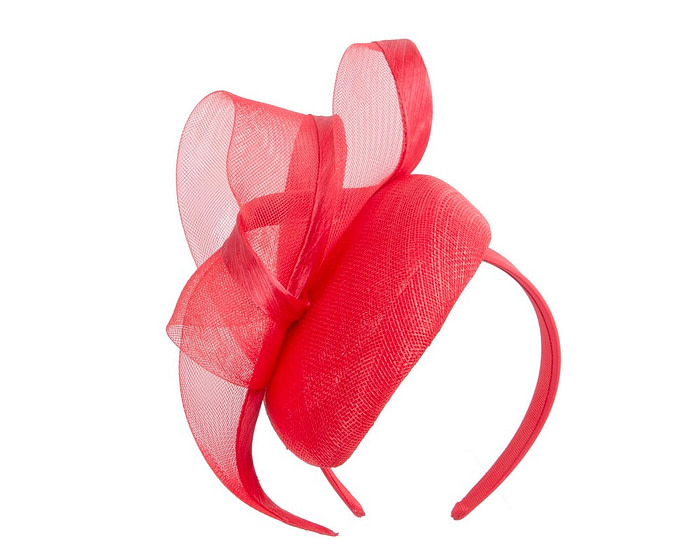 Red pillbox fascinator by Fillies Collection - Image 2