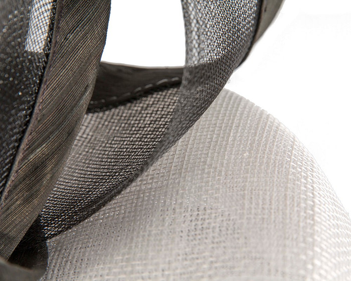 White & Black pillbox fascinator by Fillies Collection - Image 5