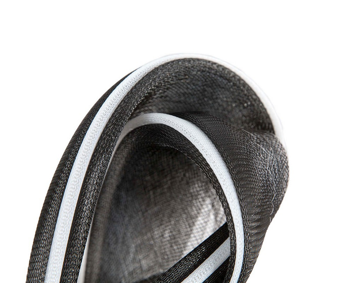 Black & white crinoline bow fascinator by Fillies Collection - Image 3