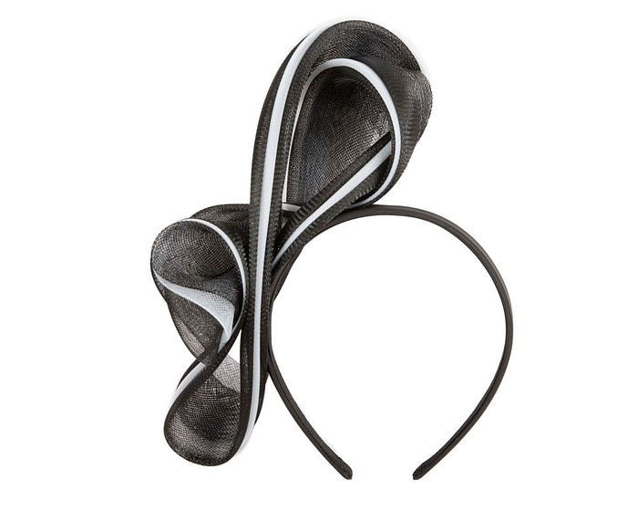 Black & white crinoline bow fascinator by Fillies Collection - Image 2