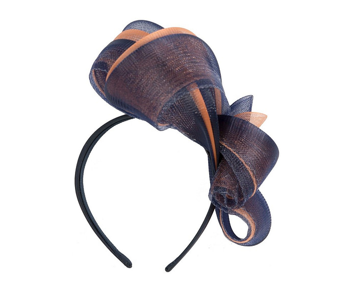 Navy & nude crinoline bow fascinator by Fillies Collection - Image 4