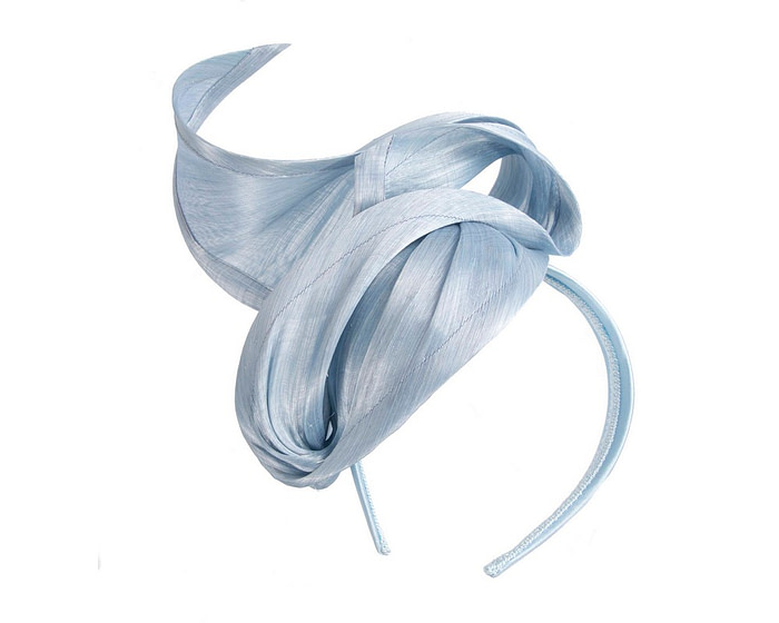 Light blue designers racing fascinator by Fillies Collection - Image 2