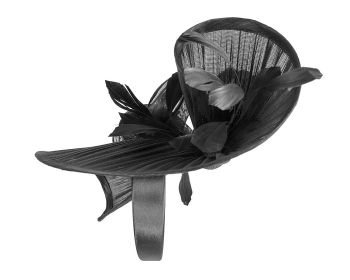 Large black jinsin racing fascinator by Fillies Collection - Image 5