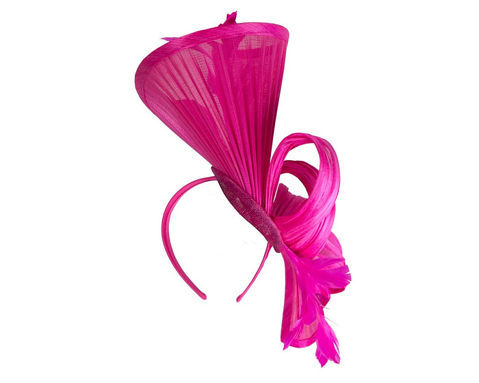Large fuchsia jinsin racing fascinator by Fillies Collection - Image 5