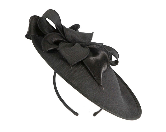 Black sateen fascinator by Max Alexander - Image 2