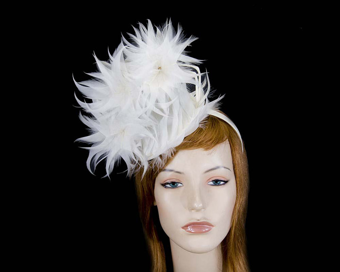 Large cream feather racing fascinator by Max Alexander - Hats From OZ
