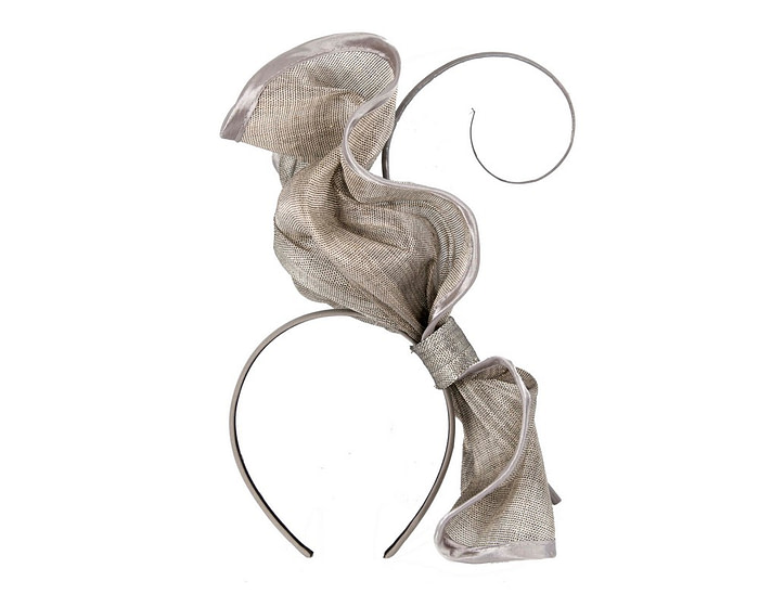 Silver racing fascinator by Fillies Collection - Hats From OZ