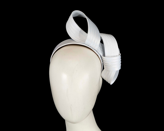 Curled white fascinator by Max Alexander - Hats From OZ